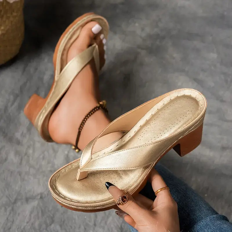 Women's Sandals – Faux-Leather Padded Thong Casual Summer | Amelia 1