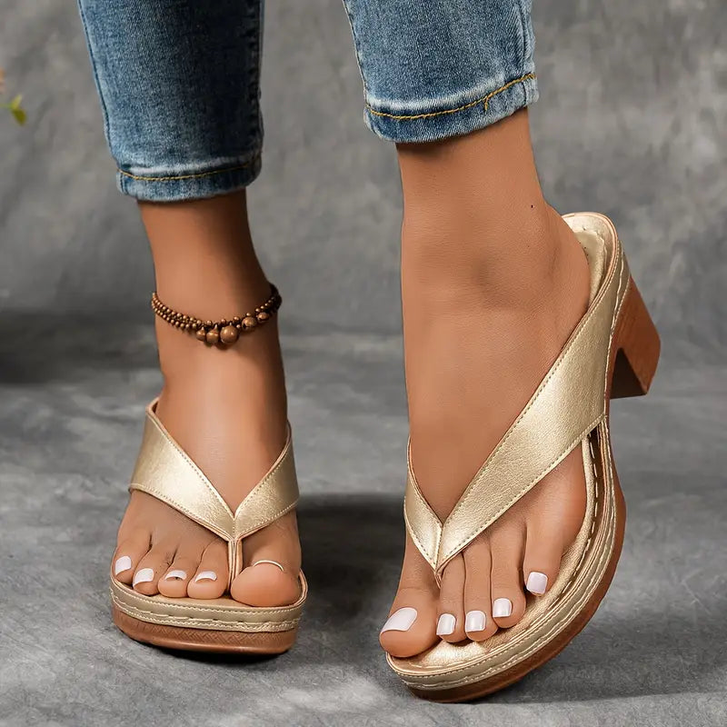 Women's Sandals – Faux-Leather Padded Thong Casual Summer | Amelia 2