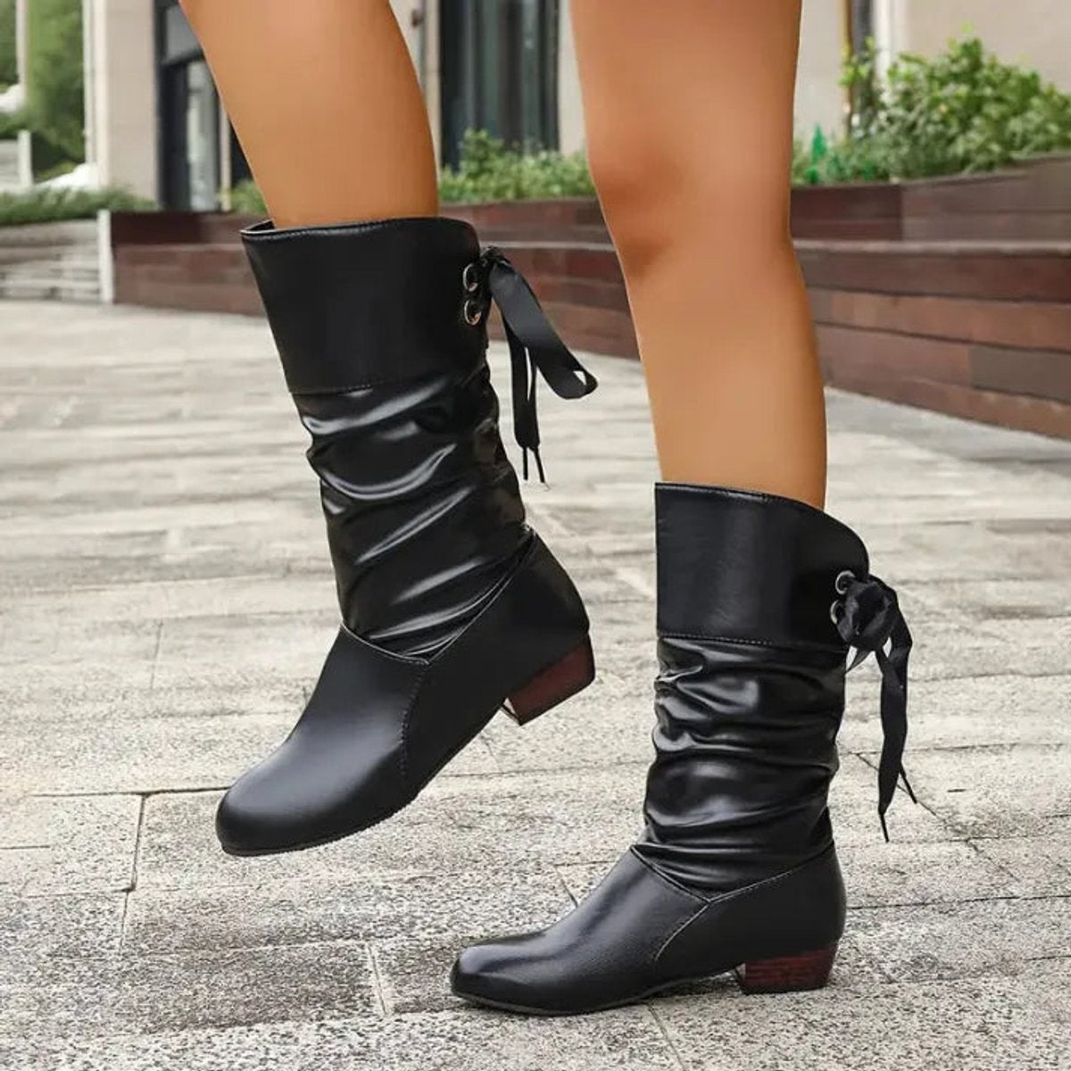 Women's Ruched Lace-Up Casual Boots in Black