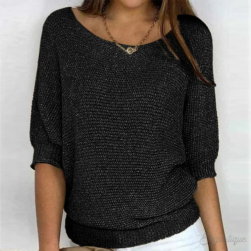 Women's Batwing Scoop-Neck Casual Jumper in Black