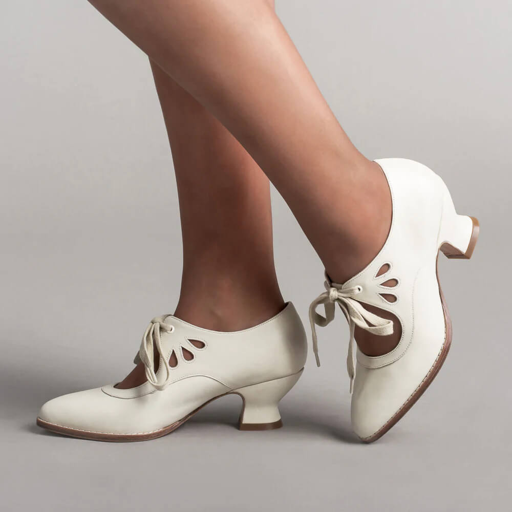 Cut-Out Lace-Up Casual Heels in White