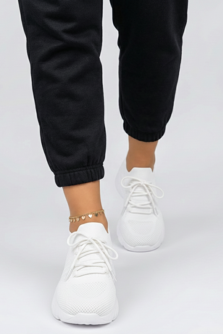 Women's Lace-Up Casual Trainers in White
