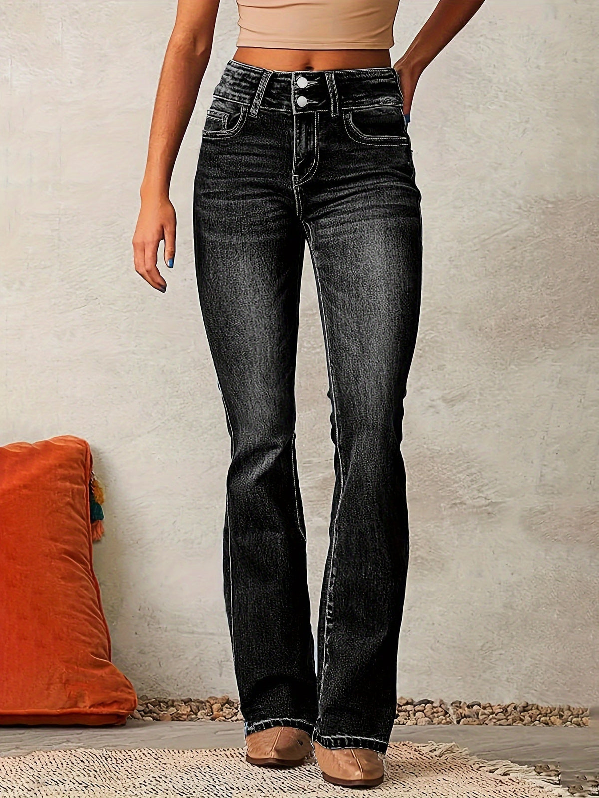 Women's High-Waist Flared Casual Jeans in Black