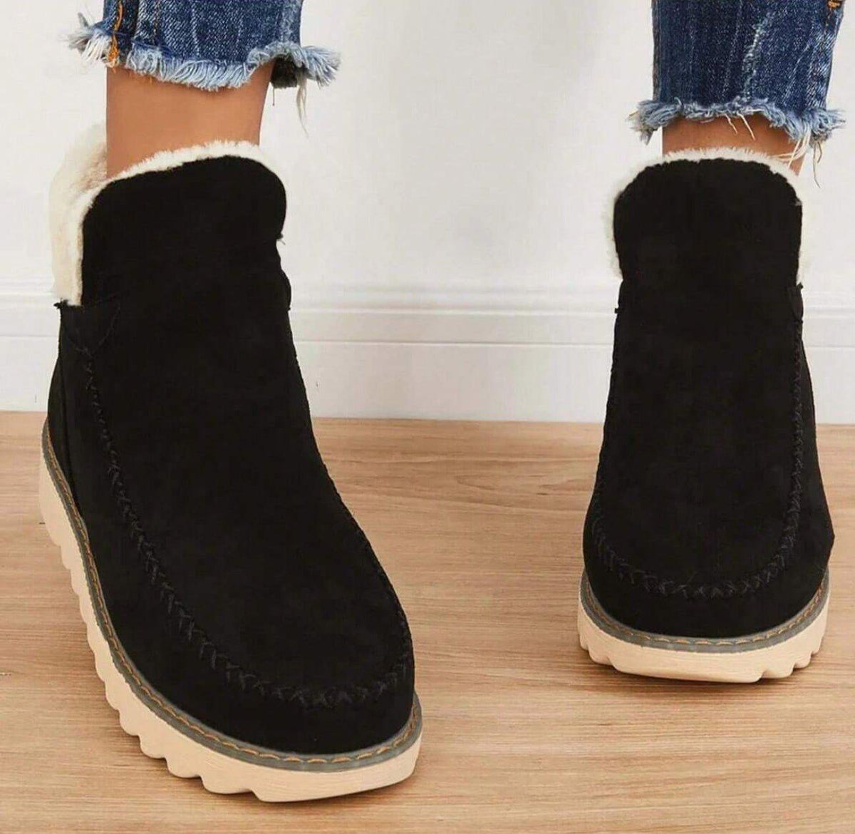 Women's Slip-On Casual Ankle Boots in Black