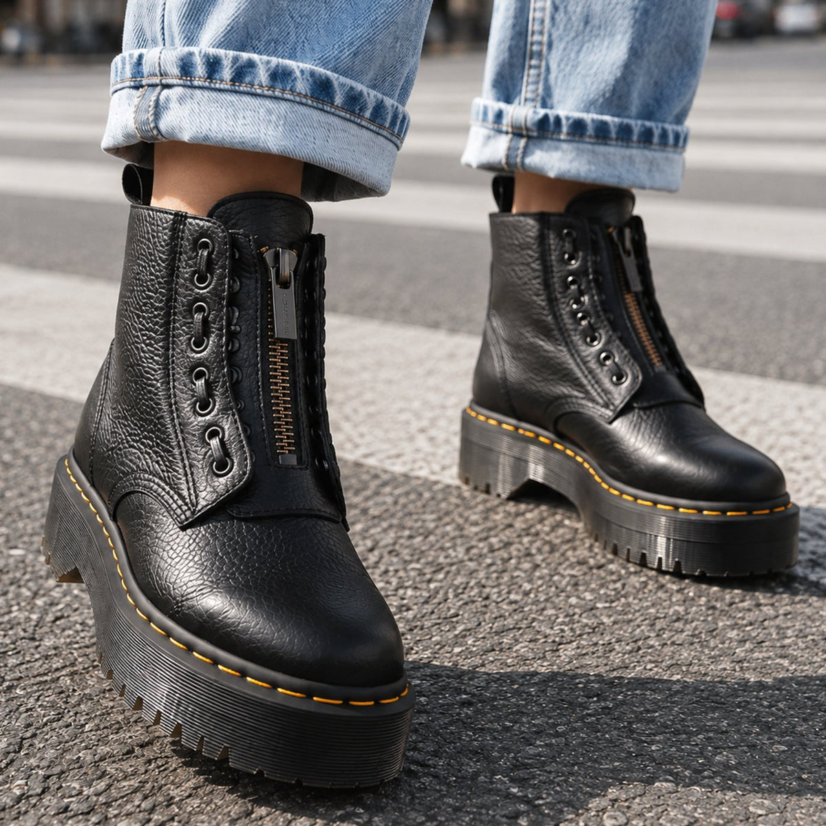 Women's Orthopaedic Front-Zip Casual Ankle Boots in Black