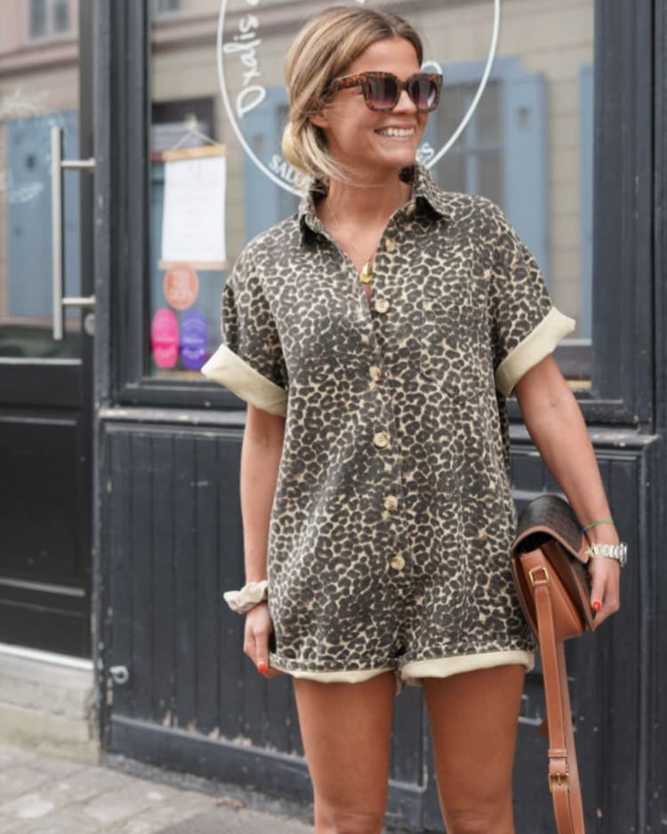 Short-Sleeve Button-Front Casual Playsuit in Leopard