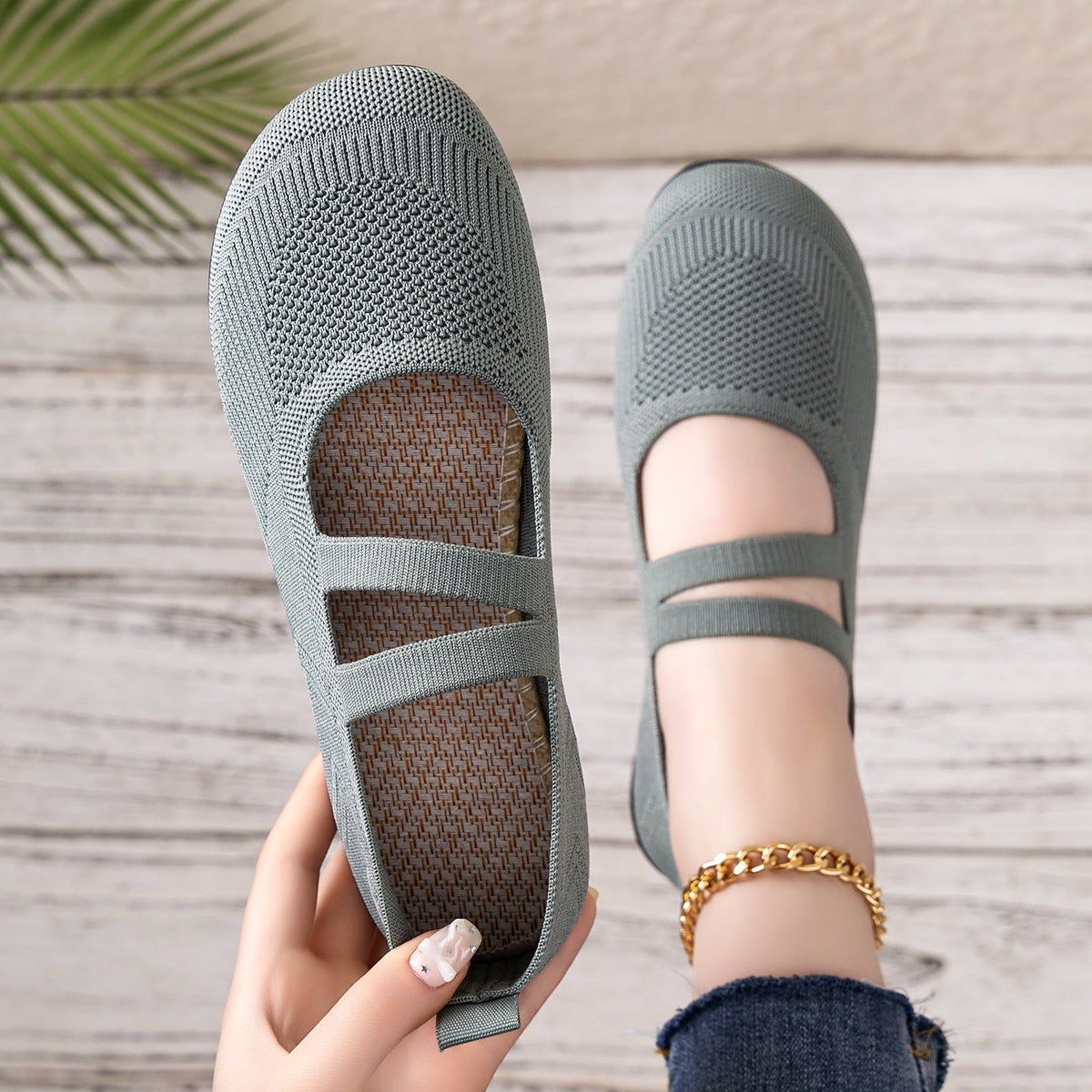 Orthopaedic Mary Jane Casual Flats in Sage