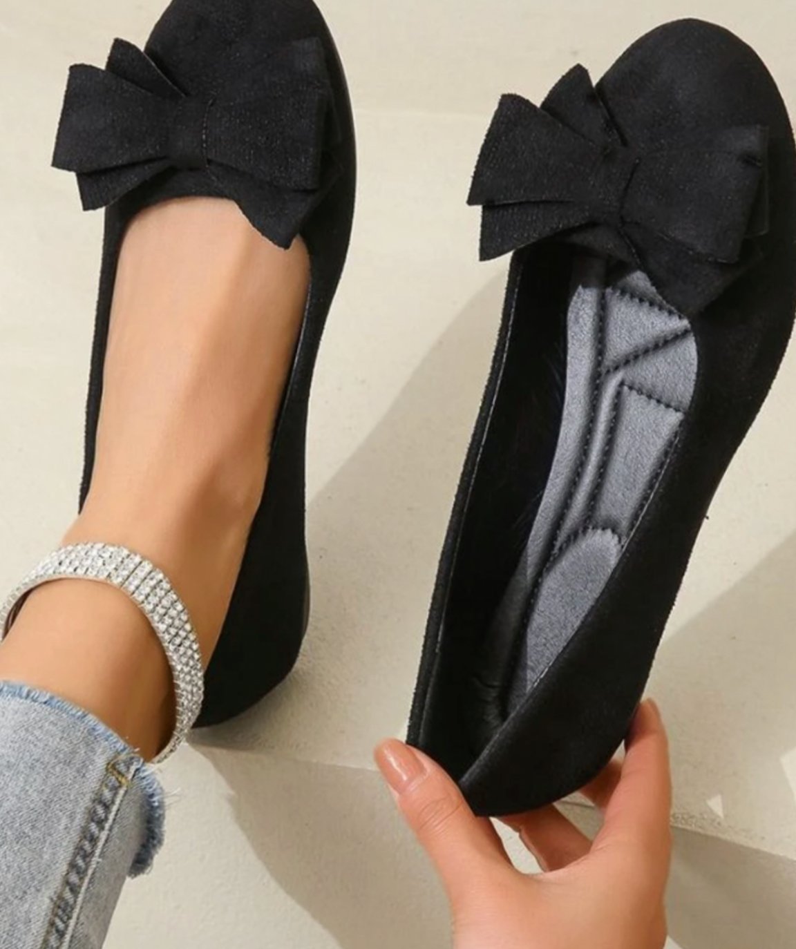 Bow-Detail Casual Ballet Flats in Black
