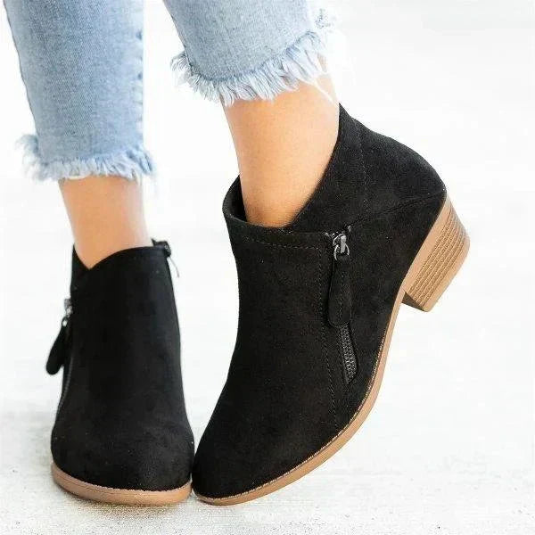 Women's Block-Heel Side-Zip Ankle Boot in Black