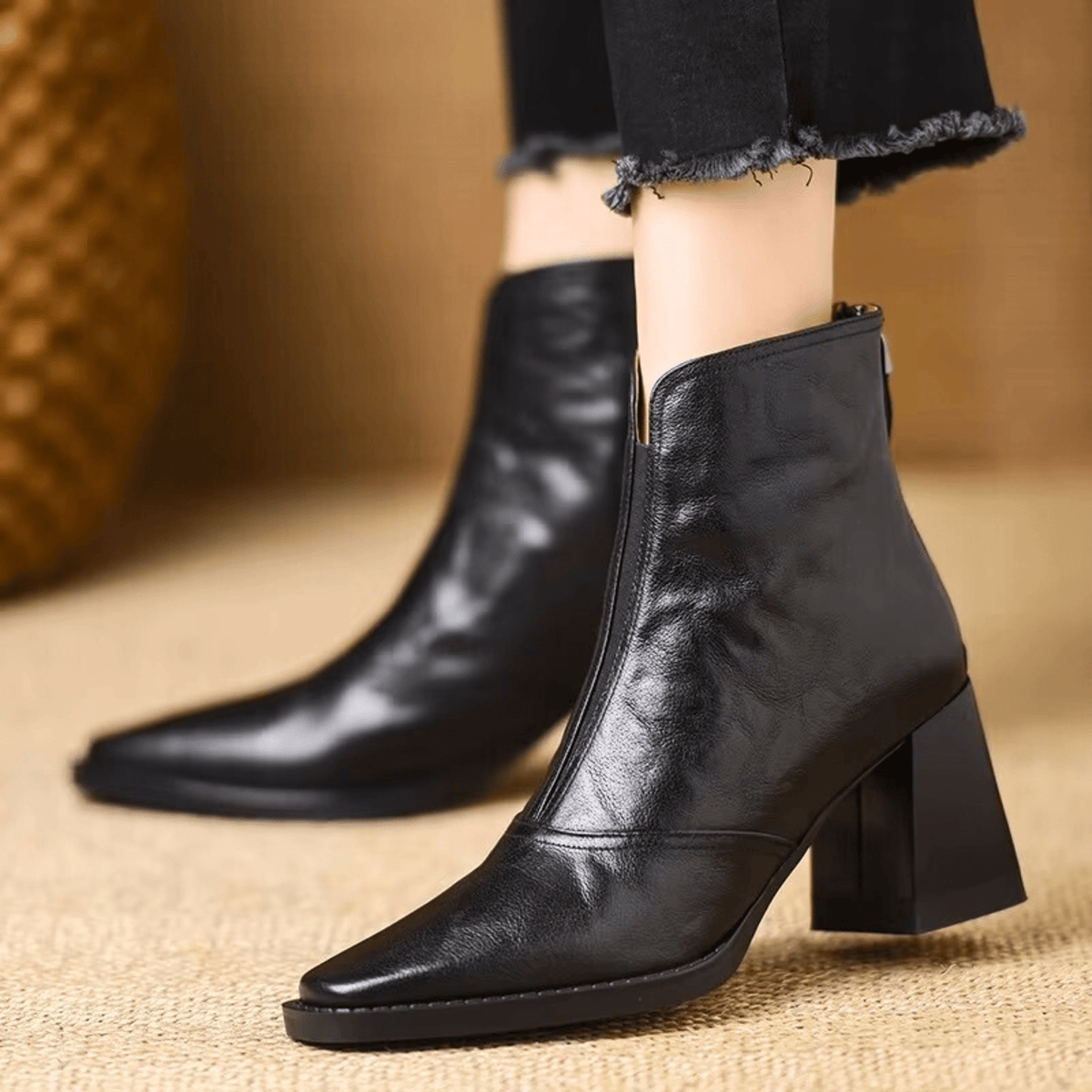 Women's Orthopaedic Back-Zip Casual Ankle Boots in Black