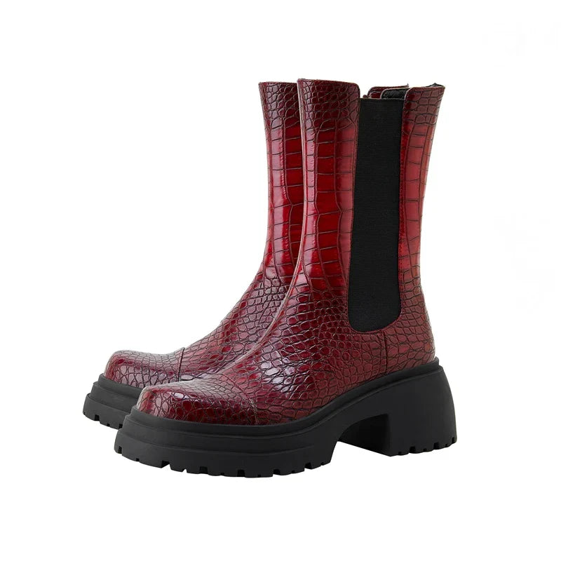 Women's Chunky Platform Chelsea Casual Boots in Burgundy