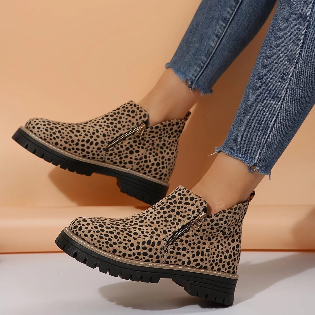 Women's Side-Zip Casual Ankle Boots in Leopard