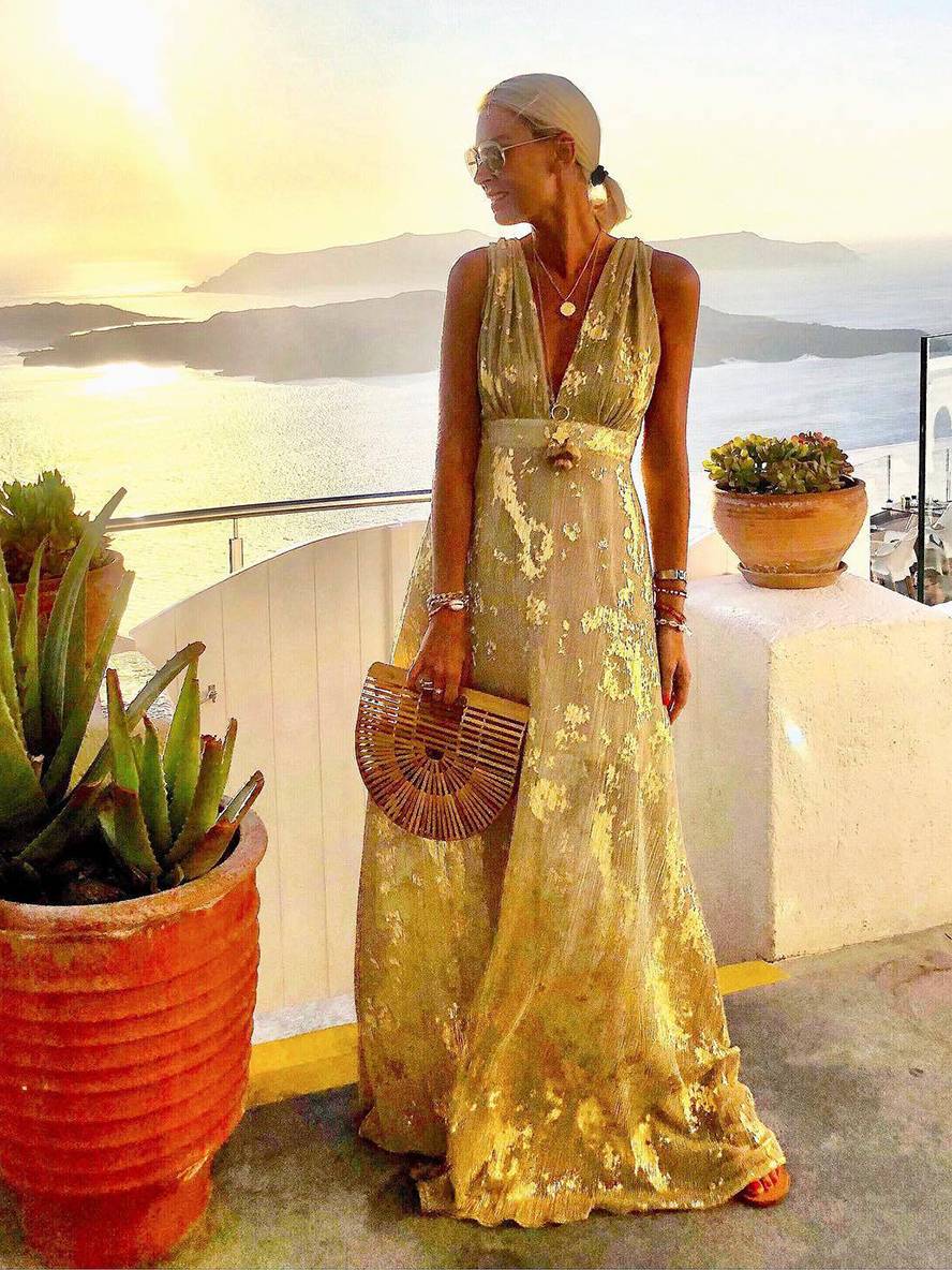 Amelia | V-Neck Sleeveless Evening Dress Long Fit