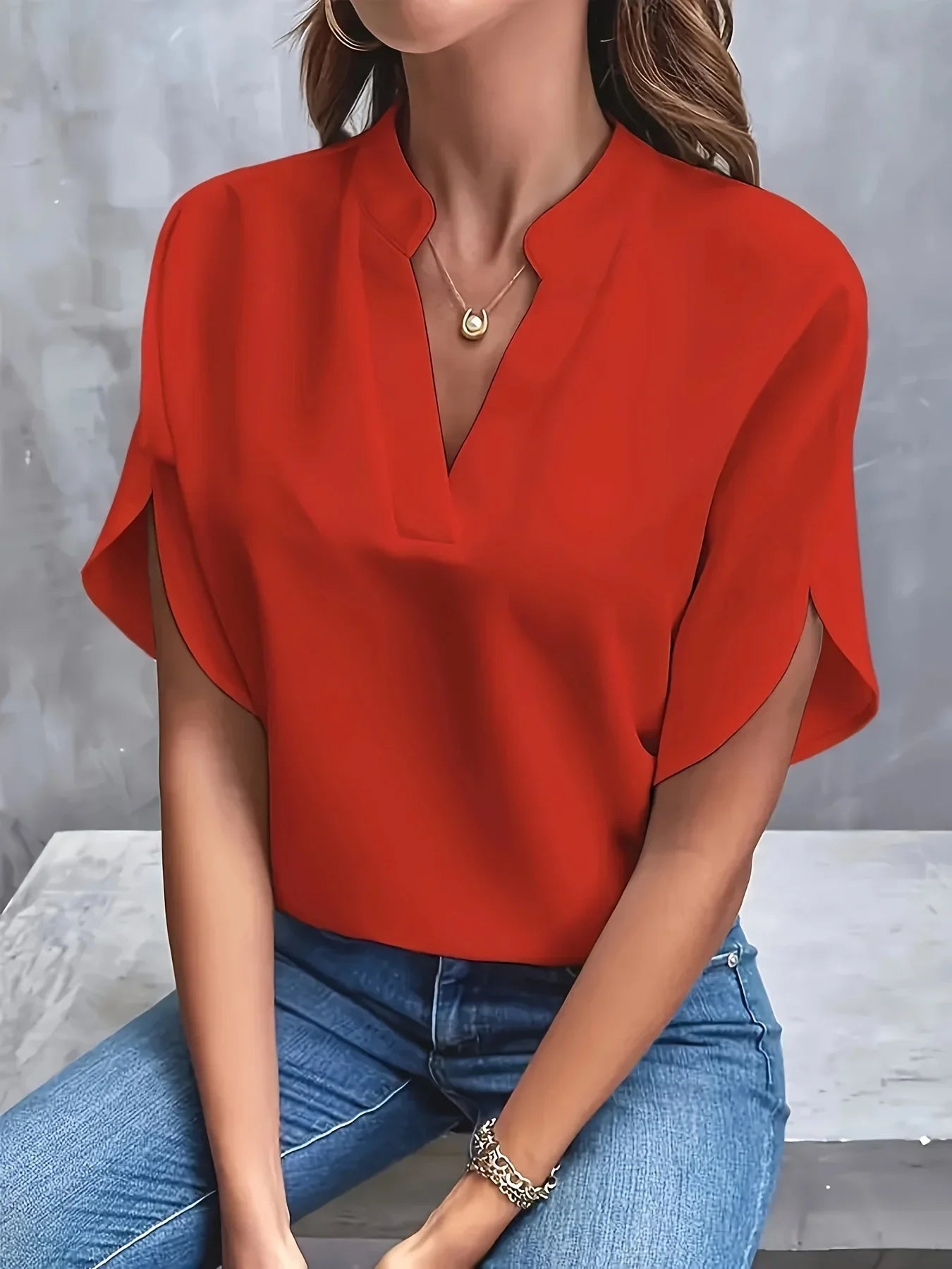 Isla | Tailored V-Neck Elegant Fit Blouse for Work and Casual