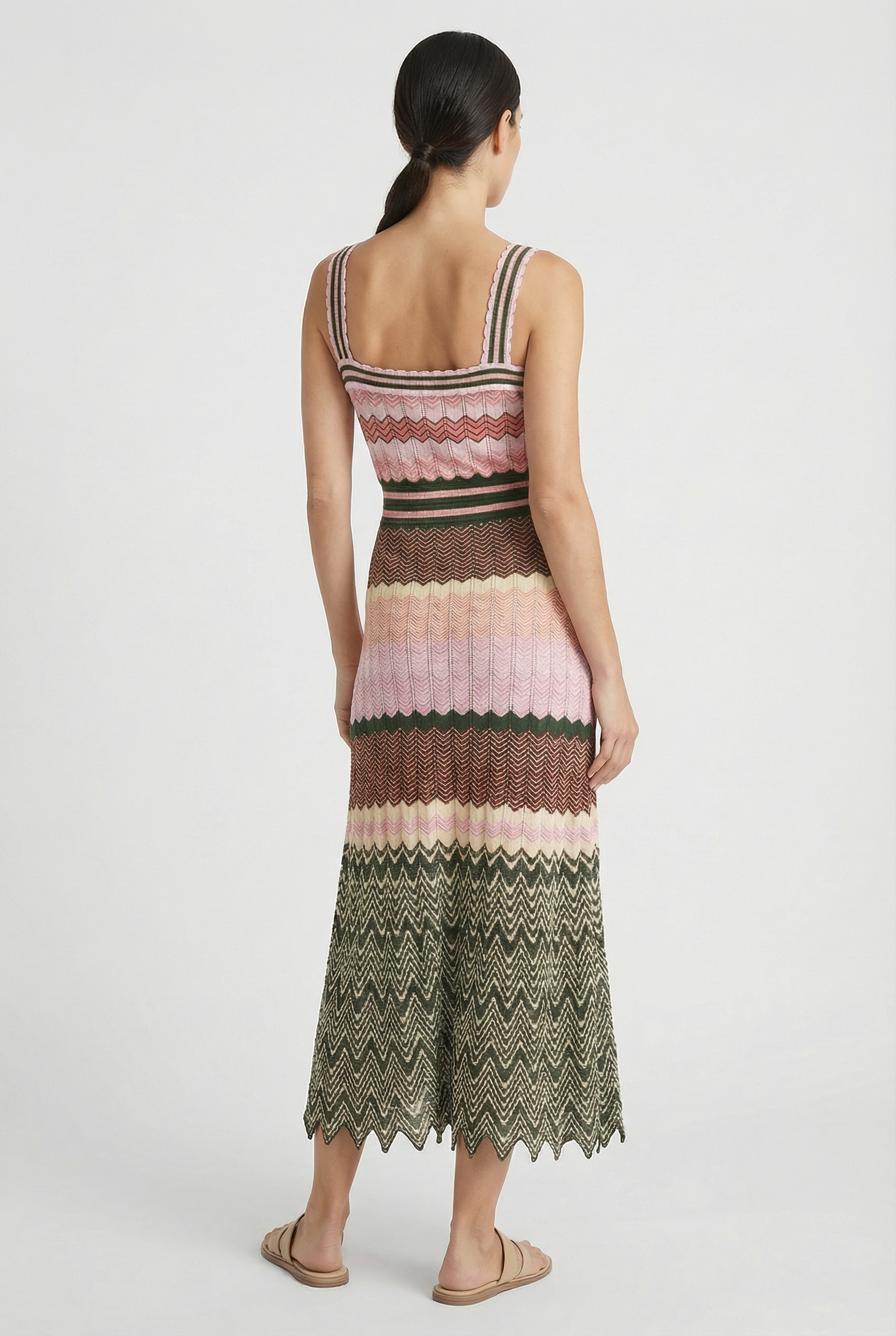 Isla | Sleeveless Zigzag Maxi Dress Stretch Fit Silhouette