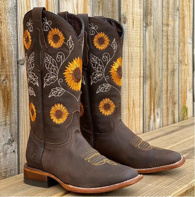 Women's Orthopaedic Embroidered Casual Boots in Dark Brown