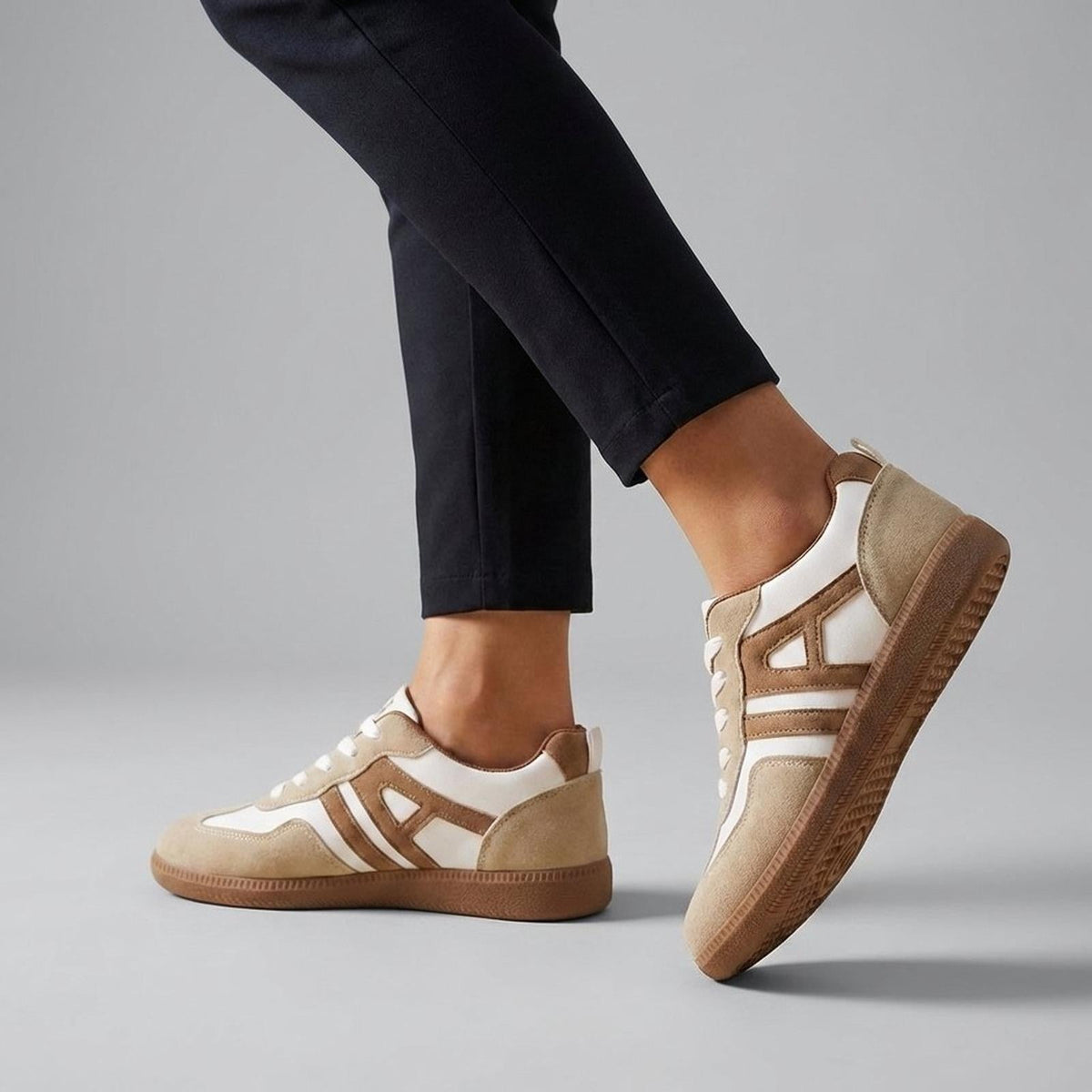 Women's Lace-Up Casual Trainers in Beige