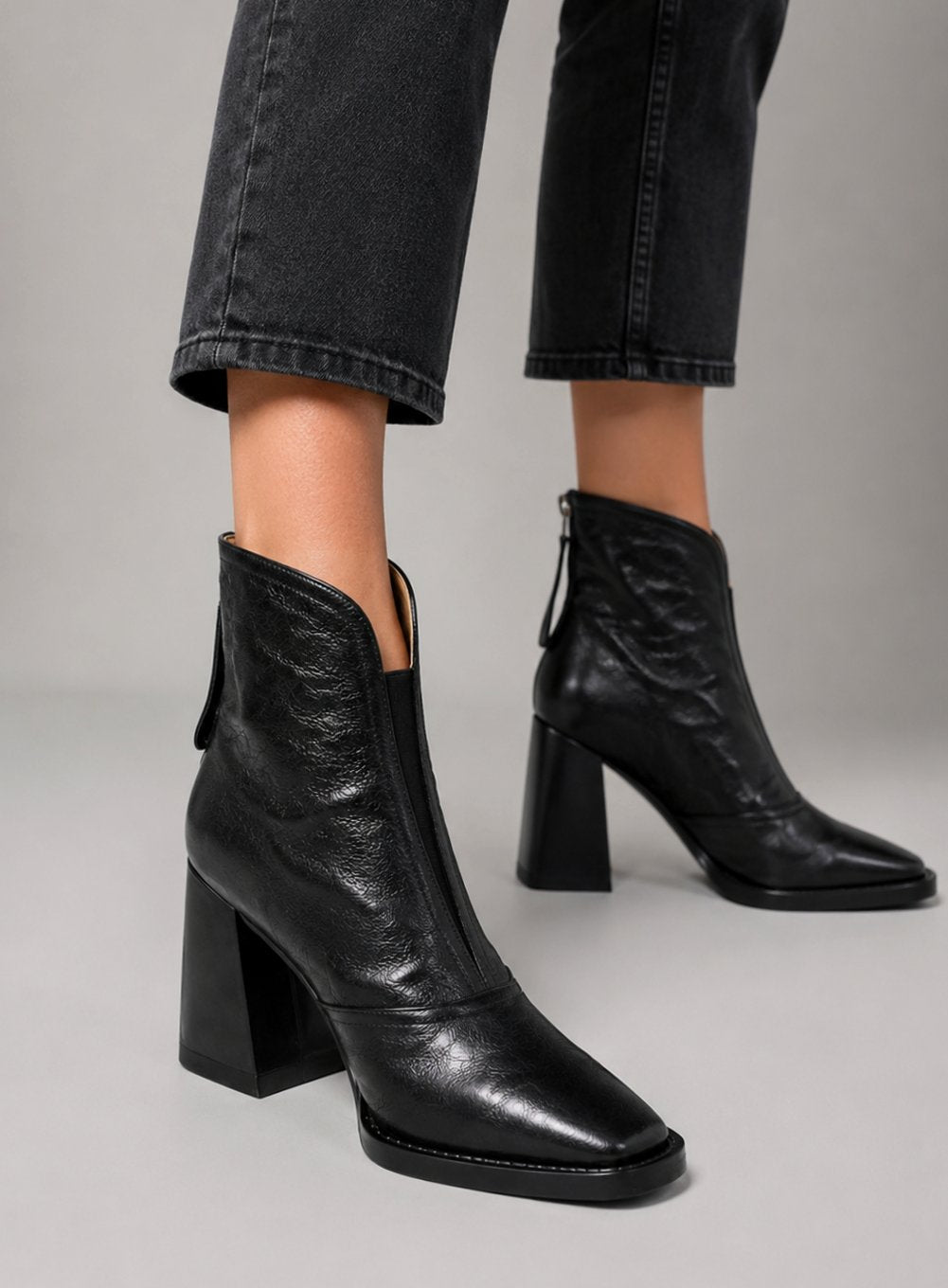 Women's Square-Toe Casual Ankle Boots in Black
