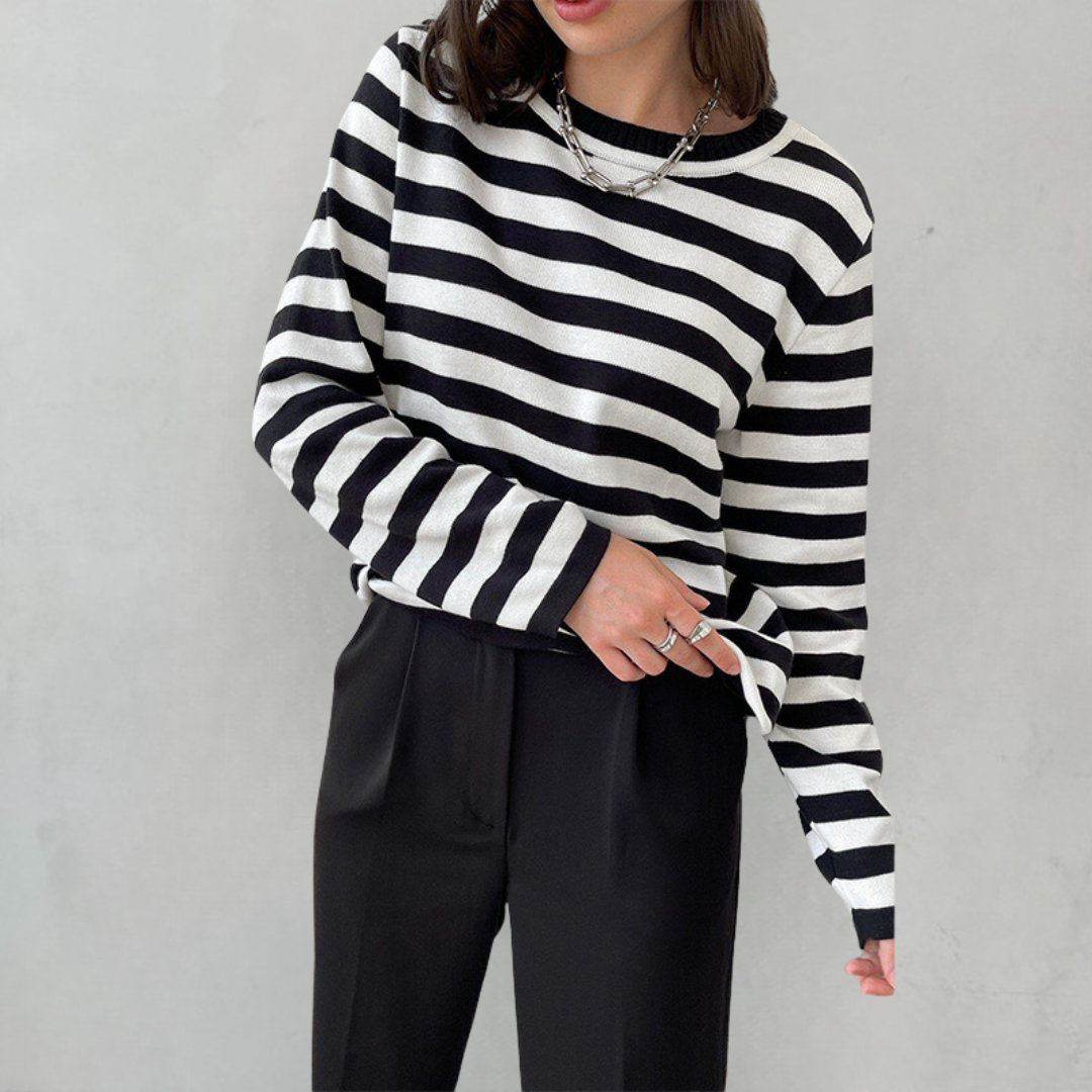 Women's Striped Crew-Neck Casual Jumper in Black