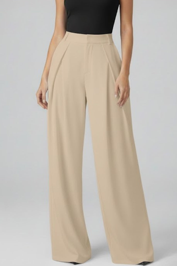 Women's Pleated Workwear Trousers in Beige