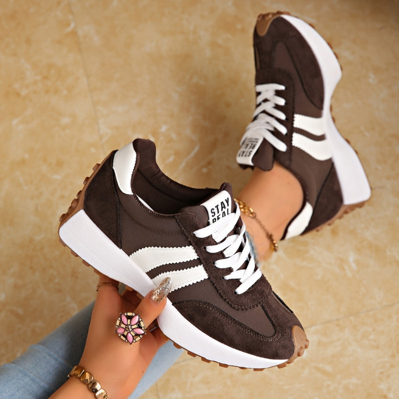 Women's Retro Lace-Up Casual Trainers in Dark Brown