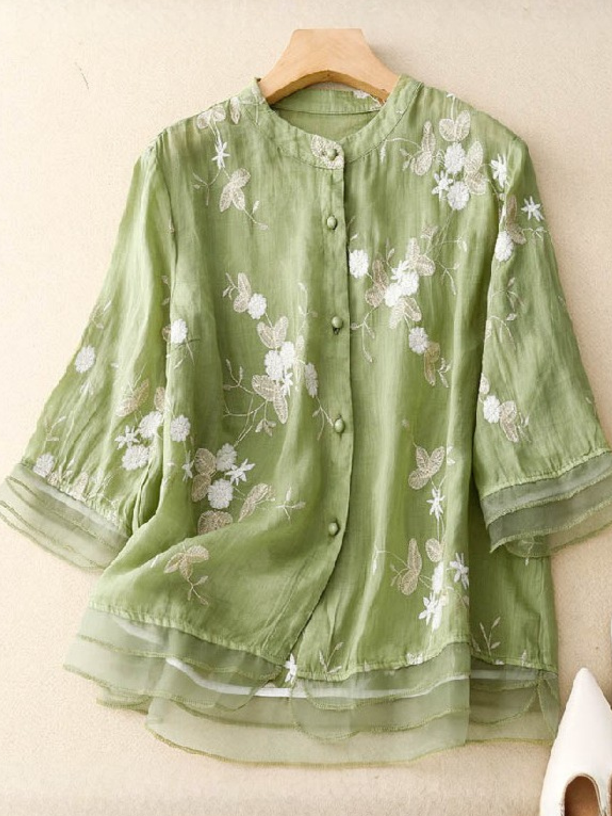 Embroidered Button-Front Casual Blouse in Light Green