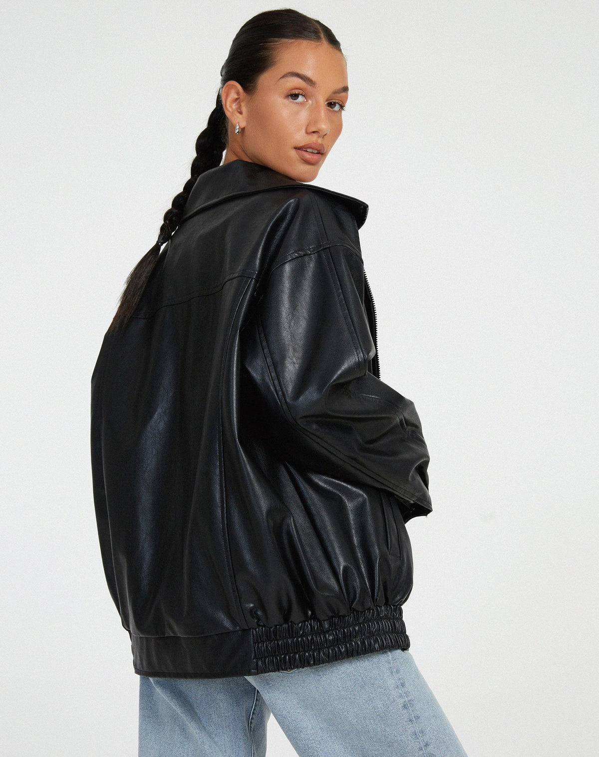 Women's Oversized Zip-Front Casual Jacket in Black
