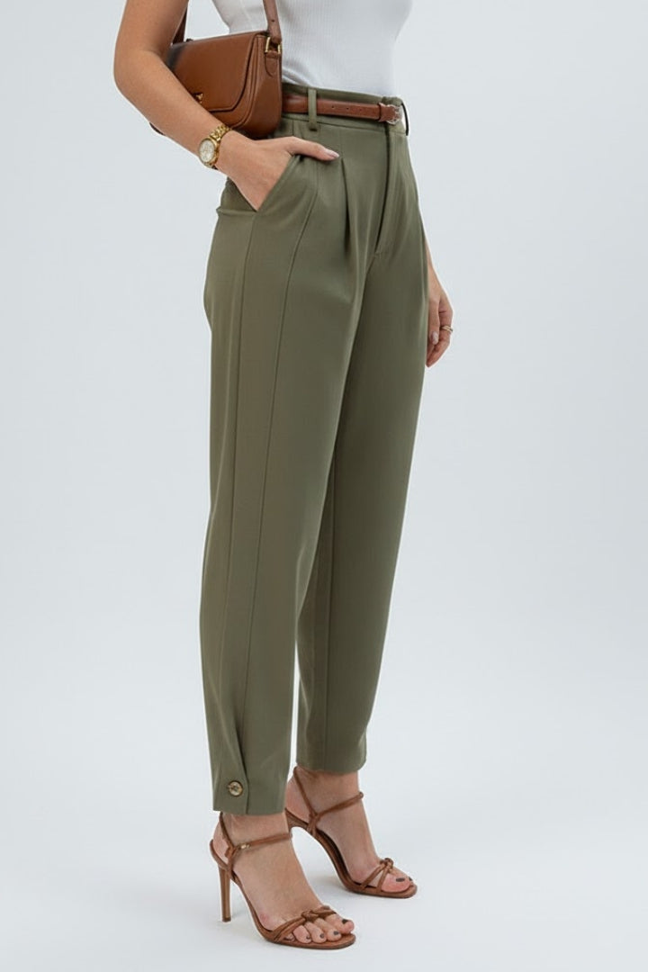 Women's Pleated Workwear Trousers in Olive