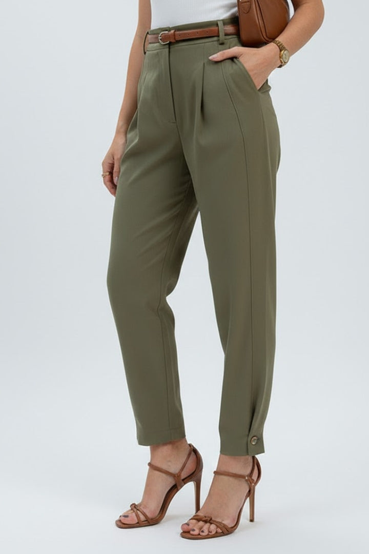 Women's Pleated Workwear Trousers in Olive