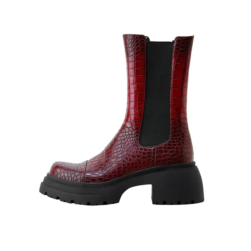 Women's Chunky Platform Chelsea Casual Boots in Burgundy