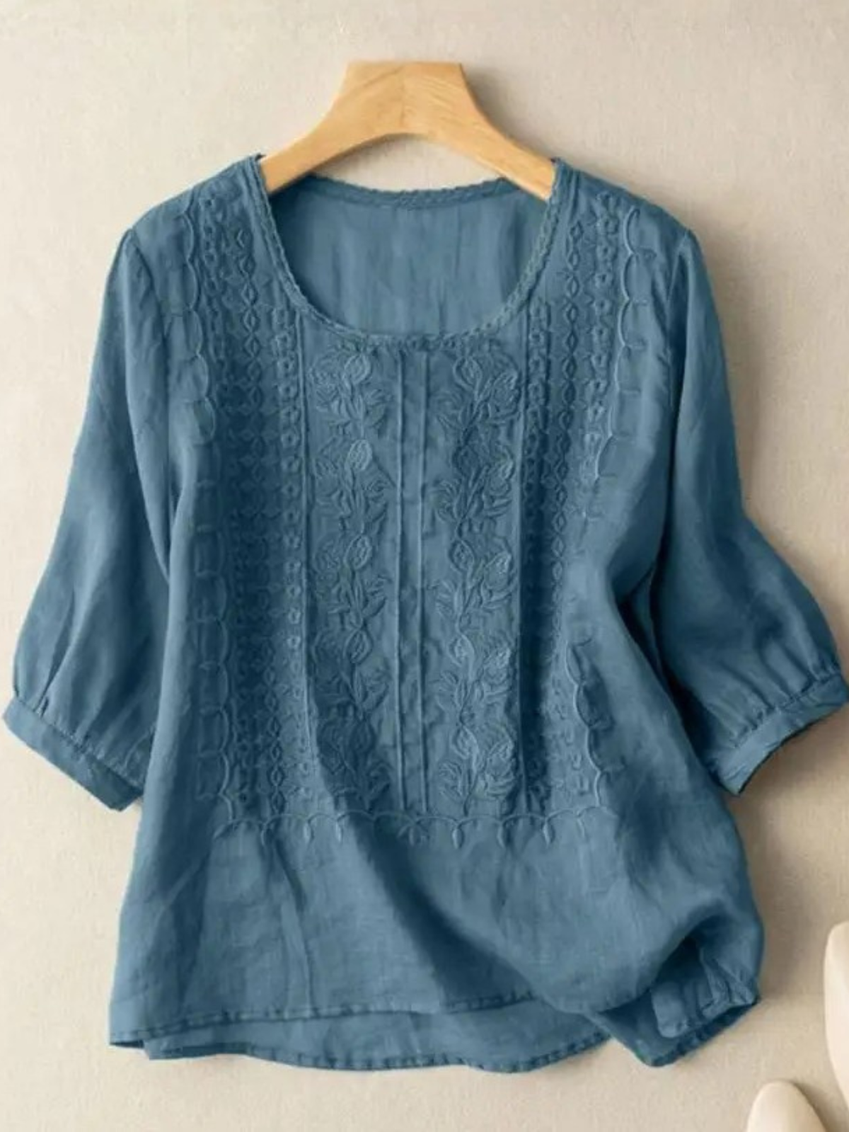 Embroidered Puff-Sleeve Casual Blouse in Blue