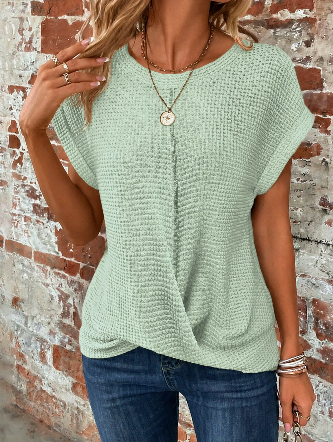 Women's Twist-Front Casual T-Shirt in Mint