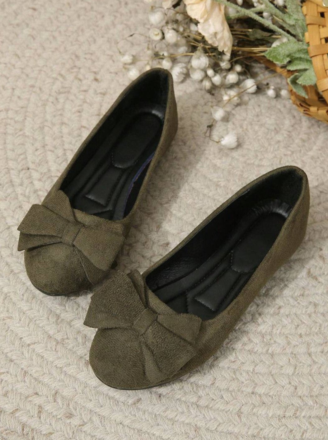 Bow-Detail Casual Ballet Flats in Dark Green