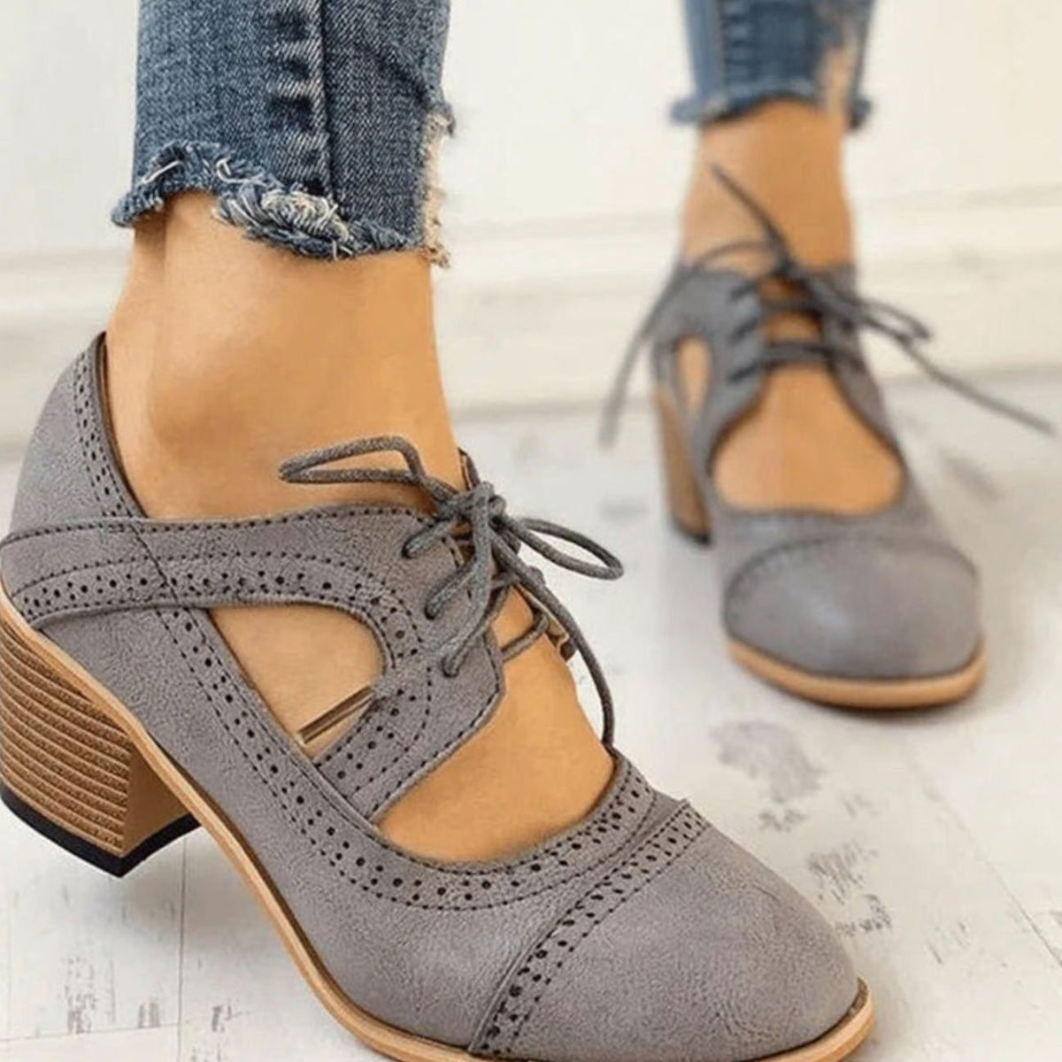 Lace-Up Brogue Cutout Casual Heels in Grey