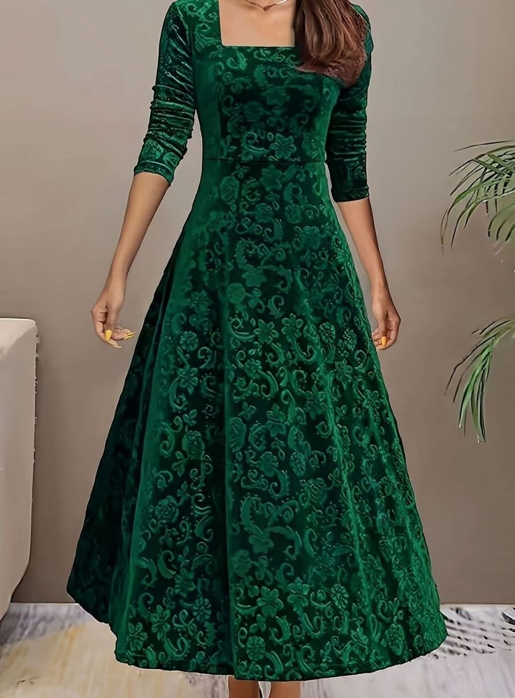 Embossed Floral Party Maxi Dress in Emerald
