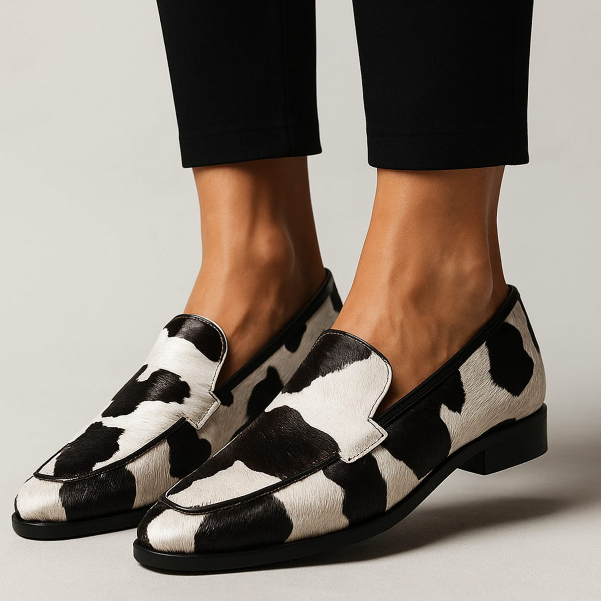 Women's Cow Print Casual Loafers in Cow