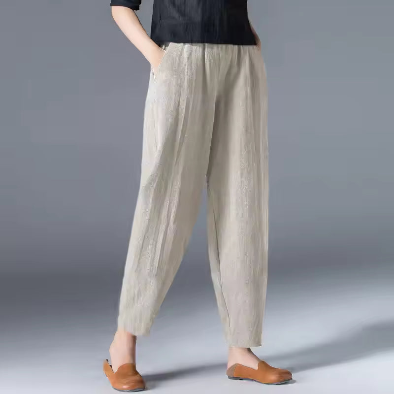 Women's Tapered Casual Trousers in Beige