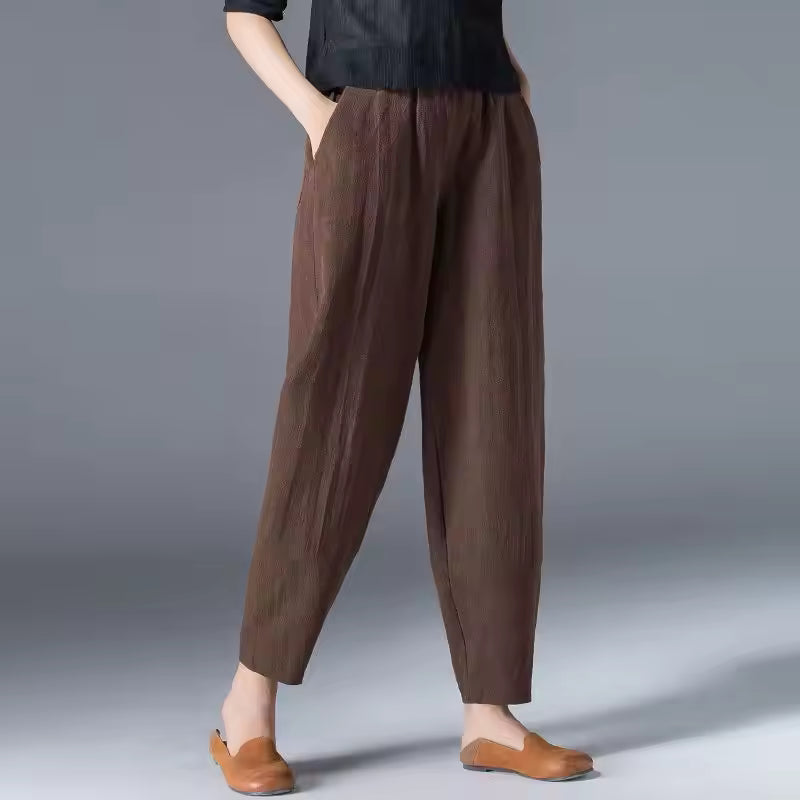 Women's Tapered Casual Trousers in Brown