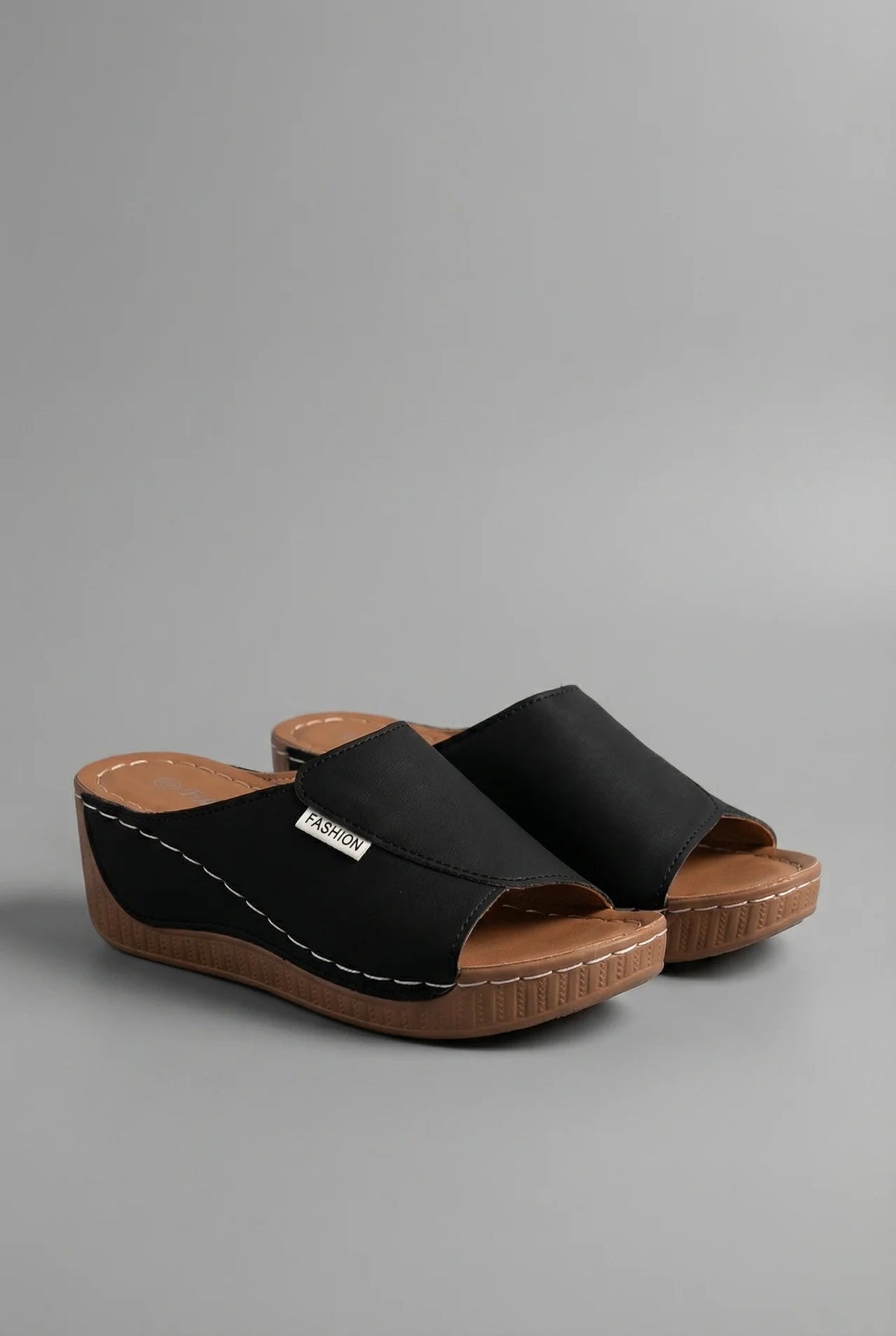Orthopaedic Open-Toe Holiday Wedges in Black