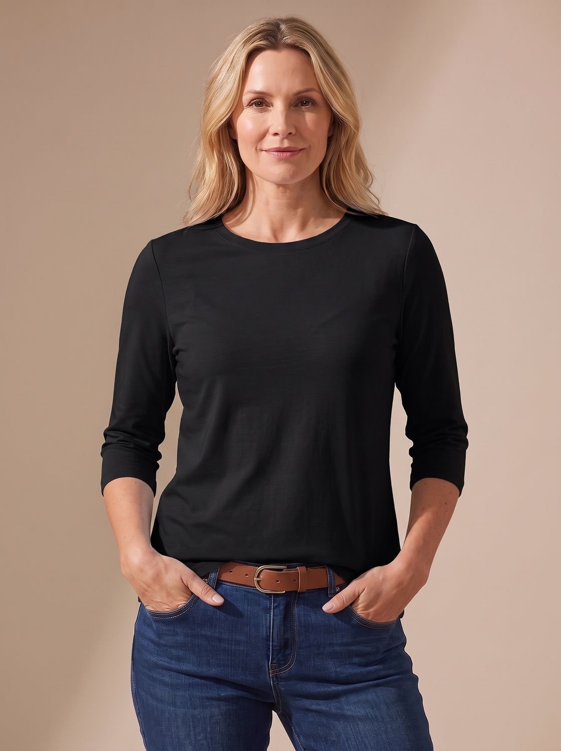 Women's Crew-Neck Casual T-Shirt in Black